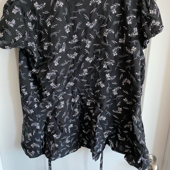 Joe Fresh black wrap top - Size Large - Picture 2 of 3